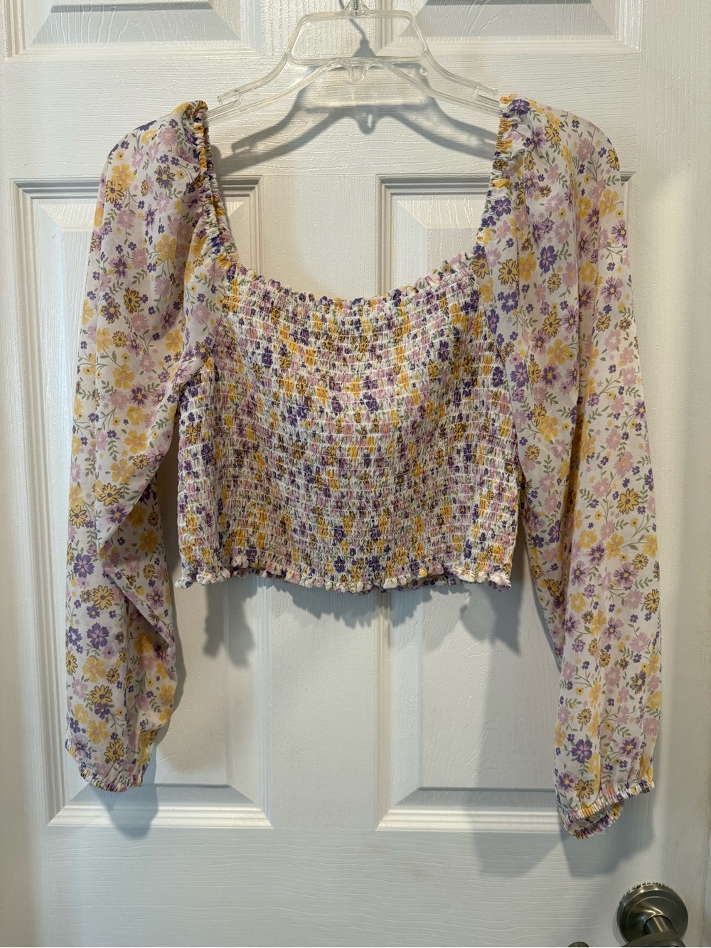 Love Tree Boho floral crop top elastic shearing front and back M